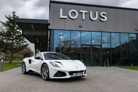 Lotus Emira - Sportwagen - V6-Kompressor - Prototyp 