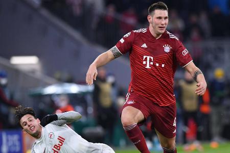 Verteidigte in den meisten Szenen ruhig und abgeklärt. Vereitelte Angriffe des Gegners vielfach schon auf Höhe der Mittellinie. Tiefer in der eigenen Hälfte nicht immer so souverän und in der Zweikampfführung vereinzelt über der Grenze des Erlaubten.