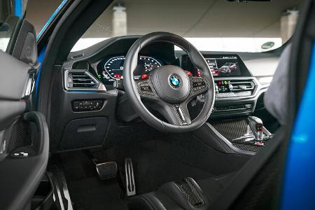BMW M4 Competition xDrive, Interieur