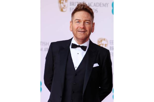 Sir Kenneth Brannagh hatte Grund zum Feiern: Der Film 'Belfast', bei dem der Star Regie geführt und für den er auch das Drehbuch geschrieben hatte, wurde als Bester Britischer Film ausgezeichnet.