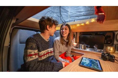 Nissan eNV 200 Winter Camper Concept (2021)