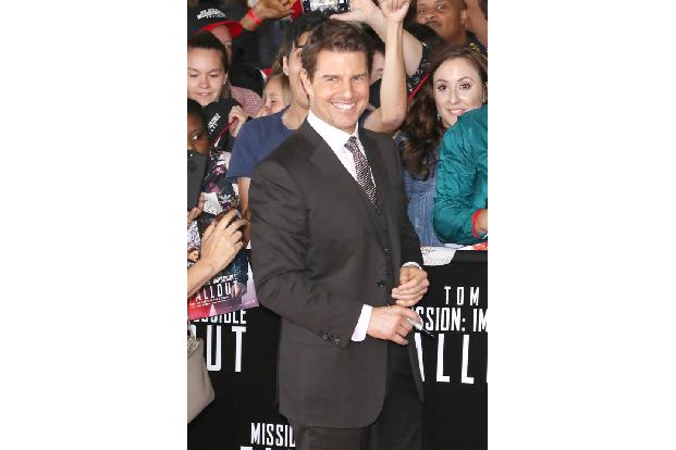 Offenbar schreckt Justin Bieber ein Faustkampf aber nicht ab, denn auf Twitter forderte er bereits mehrfach Tom Cruise zu einer Prügelei auf. Der hat bislang nicht angebissen.