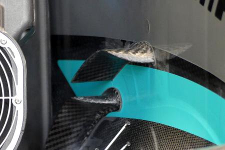 Mercedes W13 - Bahrain-Test - 2022