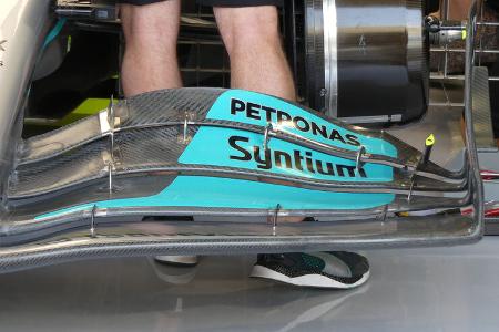 Mercedes W13 - Bahrain-Test - 2022