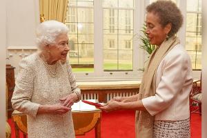 Nach Sorgen um ihre Gesundheit: So fit zeigt sich die Queen in Windsor