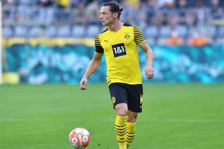 Sorgte im Zusammenspiel mit Hazard immerhin punktuell für gefährliche Angriffe. Drehte in der Schlussphase zudem noch einmal auf. Ließ über seine Seite allerdings auch die beste Chance für Mainz im ersten Durchgang zu (27.). Seine Schwächen in der Ballkontrolle blitzen ebenfalls oft auf.