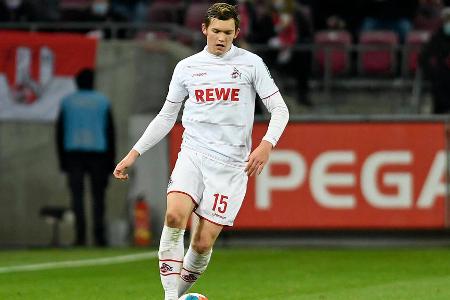 Wurde von den Fehlern seiner Kollegen vor dem 0:1 überrascht und konnte deren Aussetzer nicht mehr ausbügeln. Agierte sonst aber abgeklärt und bot nur wenig an. Bestach zudem im Spielaufbau gerade mit seinen längeren Pässen über die erste Pressinglinie hinweg.