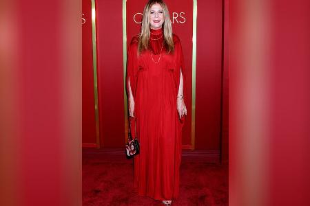 Rita Wilson begeistert als edle Lady in Red bei den Governors Awards