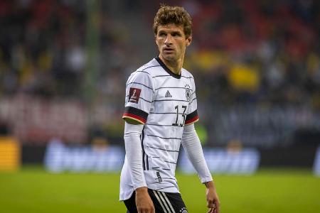 Übernahm nach der Einwechslung direkt die Rolle des Regisseurs und dirigierte die Angriffe lautstark. War mit seinen Pressingsignalen ein wichtiger Grund für die vielen hohen Ballgewinne. Am Ball enttäuschte Müller aber und strahlte aus dem Spiel heraus fast nie Torgefahr aus. Verschoss schließlich sogar noch den Elfmeter in der Schlussphase (89.).