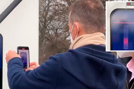 Volkswagen Plug and Charge Herbert Diess