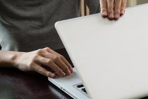 Aus für Plattformen: Bei StudiVZ und MeinVZ gruschelt niemand mehr