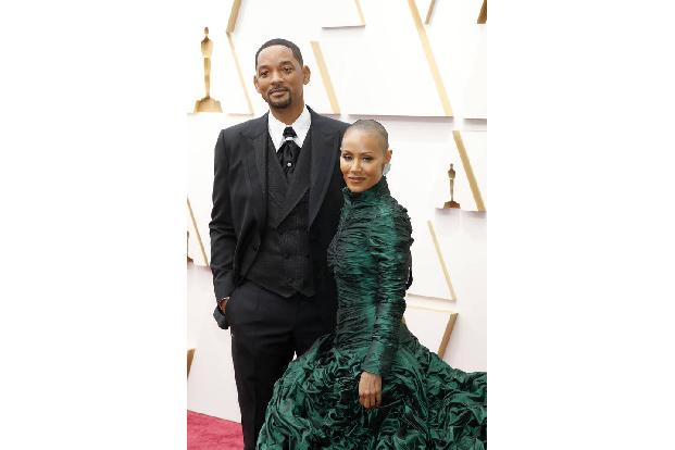 Diese Aktion überschattete die Oscar-Verleihung: Will Smith stürmte auf die Bühne, nachdem Chris Rock einen Witz auf Kosten seiner Frau Jada Pinkett Smith gemacht hatte — es ging um deren kahlrasierte ...
