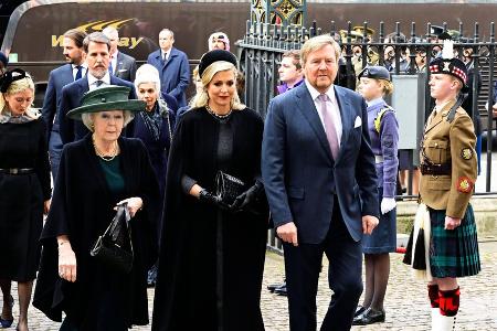 Europas Royal-Stars vereint bei Prinz Philips Gedenkgottesdienst