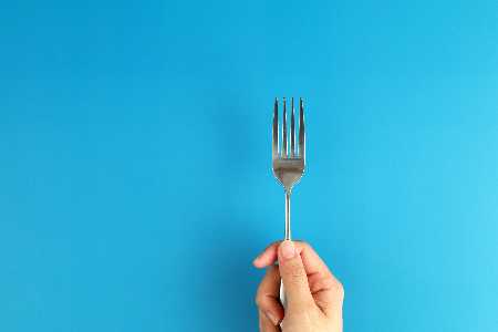 Die 15 besten (und einfachsten) Ideen, um beliebte Küchengeräte zu ersetzen Knoblauchpresse