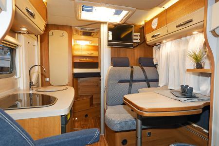 Ungewöhnlich für ein Kompaktmobil ist die Trenntür für den Heckteil.