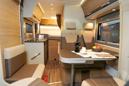 Modern gestylt zeigt sich der schlanke Adria, hier in der Plus-Variante.