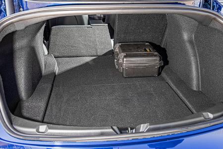 Tesla Model 3, Interieur