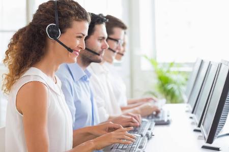 callcenter mitarbeiter.jpg