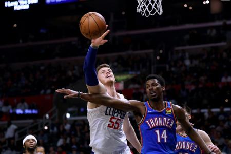 NBA: Hartenstein und Theis siegen vor Play-off-Start