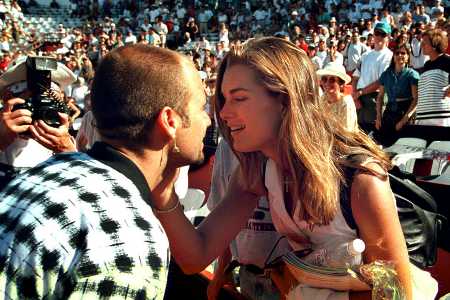 Brooke Shields ganz verliebt in Andre Agassi nach Sieg in Montreal