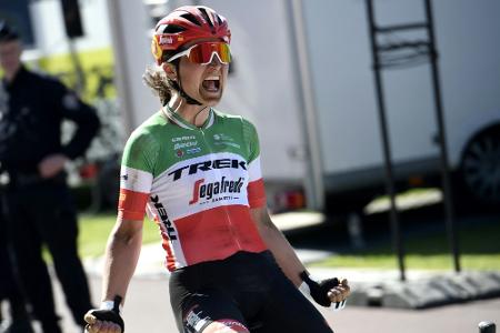 Borghini gewinnt zweite Auflage von Paris-Roubaix