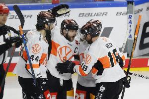 DEL: Vizemeister Wolfsburg zum neunten Mal im Halbfinale