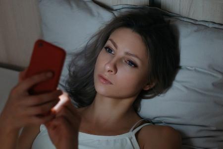 Einfach mal abschalten! Das steckt hinter dem Angstphänomen Nomophobie