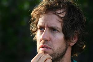 Formel 1: Vettel greift beim Comeback zum Feuerlöscher