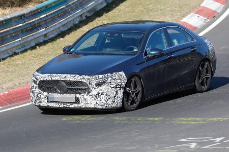 Erlkönig Mercedes A-Klasse Limousine