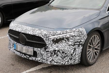 Erlkönig Mercedes A-Klasse Limousine