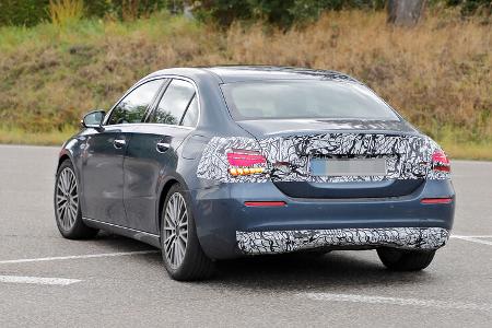 Erlkönig Mercedes A-Klasse Limousine