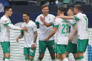 2. Liga: Werder stürzt Schalke von der Spitze - HSV siegt in Regensburg