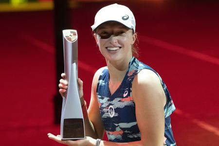 Swiatek gewinnt auch in Stuttgart