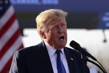 Donald Trump giftet gegen 