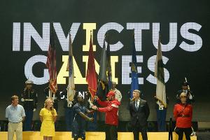 Invictus Games: Flaggenübergabe in Düsseldorf