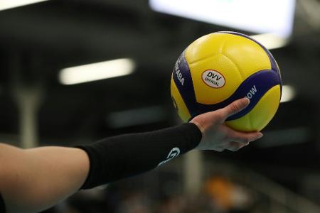 Potsdamer Volleyballerinnen legen im Finale vor
