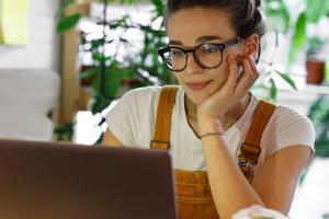 Mal wieder aufräumen: So bringen Sie Ordnung auf digitale Geräte