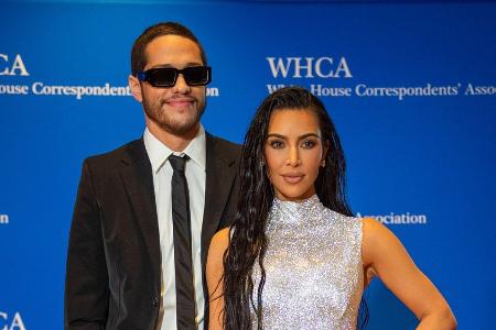 Kim Kardashian und Pete Davidson feiern ihr Red-Carpet-Debüt