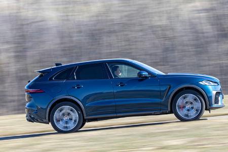 Jaguar F-Pace P550 SVR