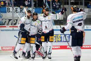 Eisbären Berlin holen neunten DEL-Titel