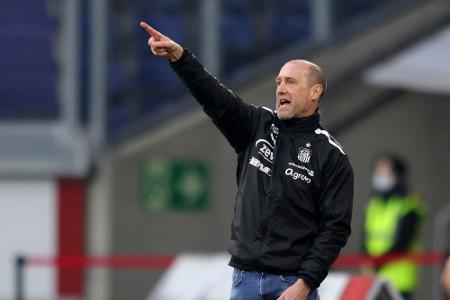 Drittligist Zwickau verlängert mit Coach Enochs