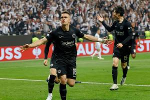 Frankfurt stürmt ins Finale - Leipzig scheitert