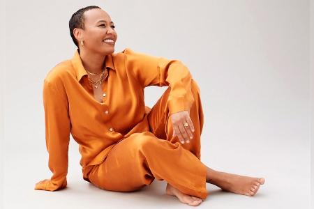 Emeli Sandé erlebt mit Partnerin Yoana die 