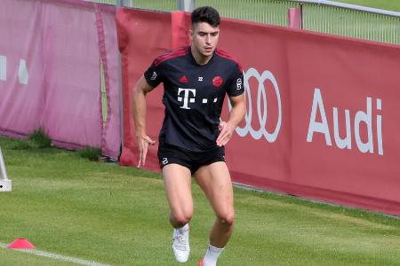 Marc Roca - Vertrag bis 2025