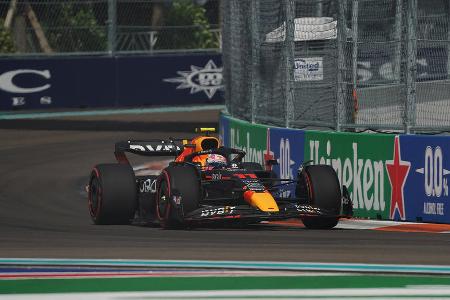 P4: Sergio Pérez (Red Bull) - Note: 3,0 - Hielt stets gut mit Sainz mit, kratzte an dessen DRS-Fenster. Lieferte sich in Runde 20 eine heftige Debatte über Funk mit seinem Renningenieur, nachdem er Leistungsverlust bemerkte. Nutzte das Safety-Car für einen Wechsel auf frische Mediums, verschätzte sich jedoch beim finalen Angriff.