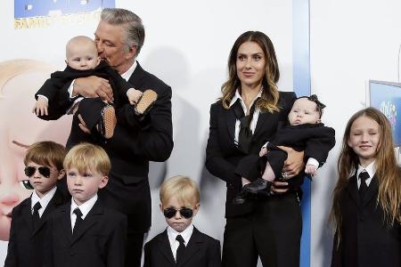 Alec und Hilaria Baldwin enthüllen das Geschlecht ihres Babys
