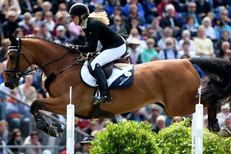 Mensch gegen Pferd: Spektakuläres Duell in Aachen