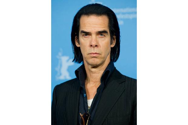 Schon zum zweiten Mal muss Nick Cave einen Sohn zu Grabe tragen. Jethro Lazenby, der als Model und Fotograf arbeitete und seinen Vater nicht vor seinem siebten Lebensjahr kennenlernte, starb mit nur 3 ...