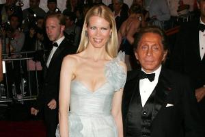 Claudia Schiffer gratuliert Valentino zum 90. Geburtstag