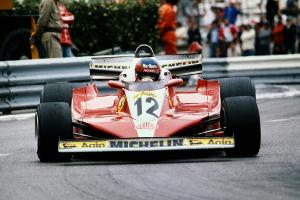 Im Lauda-Ferrari: Leclerc crasht in Monaco